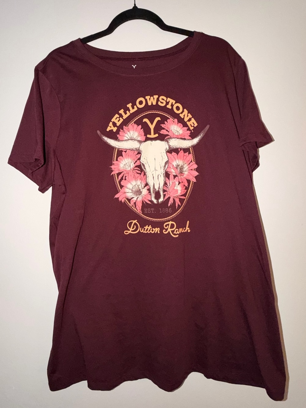 torrid Maroon Yellowstone Skull Floral Graphic Tee